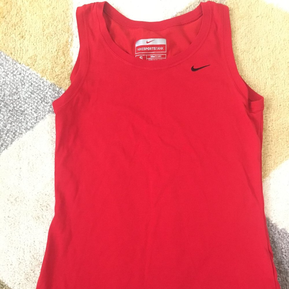 Nike Tank Top, DriFit Size S